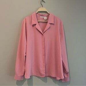 Pink long sleeve button up blouse collard Liz baker women’s size 14 large